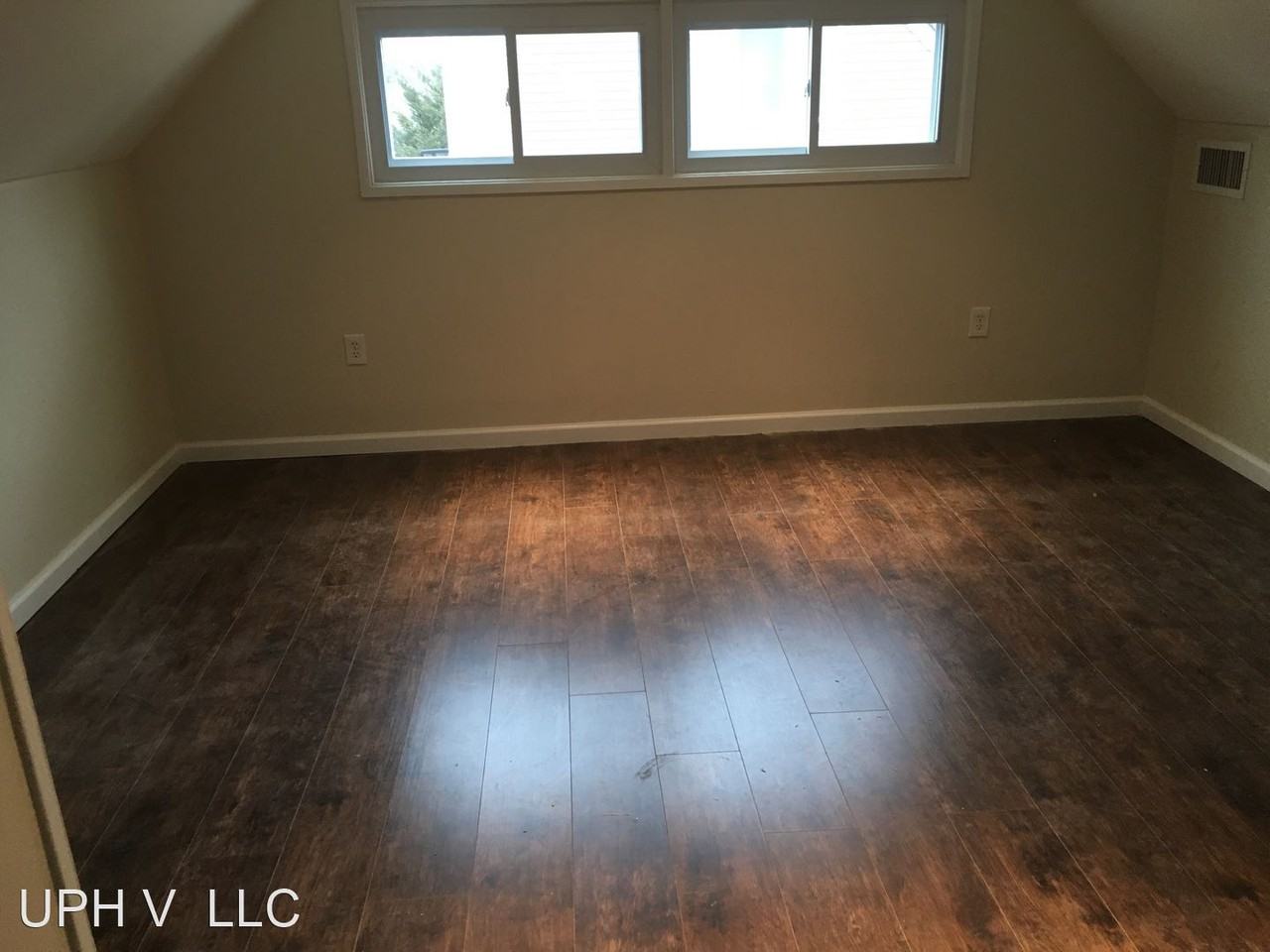 56 Neptune Ln - Photo 3 of 12