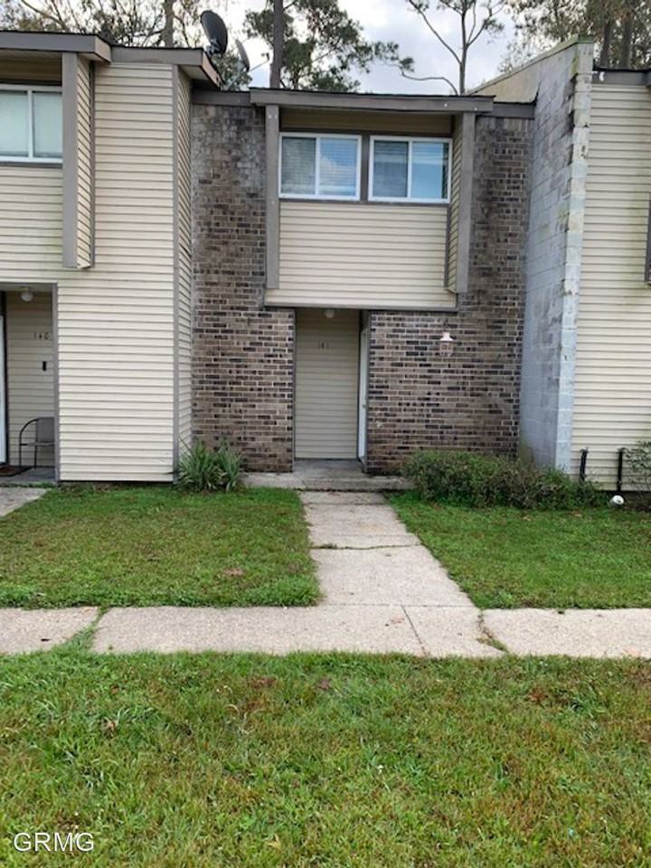 Sandra Del Mar - Photo 2 of 10