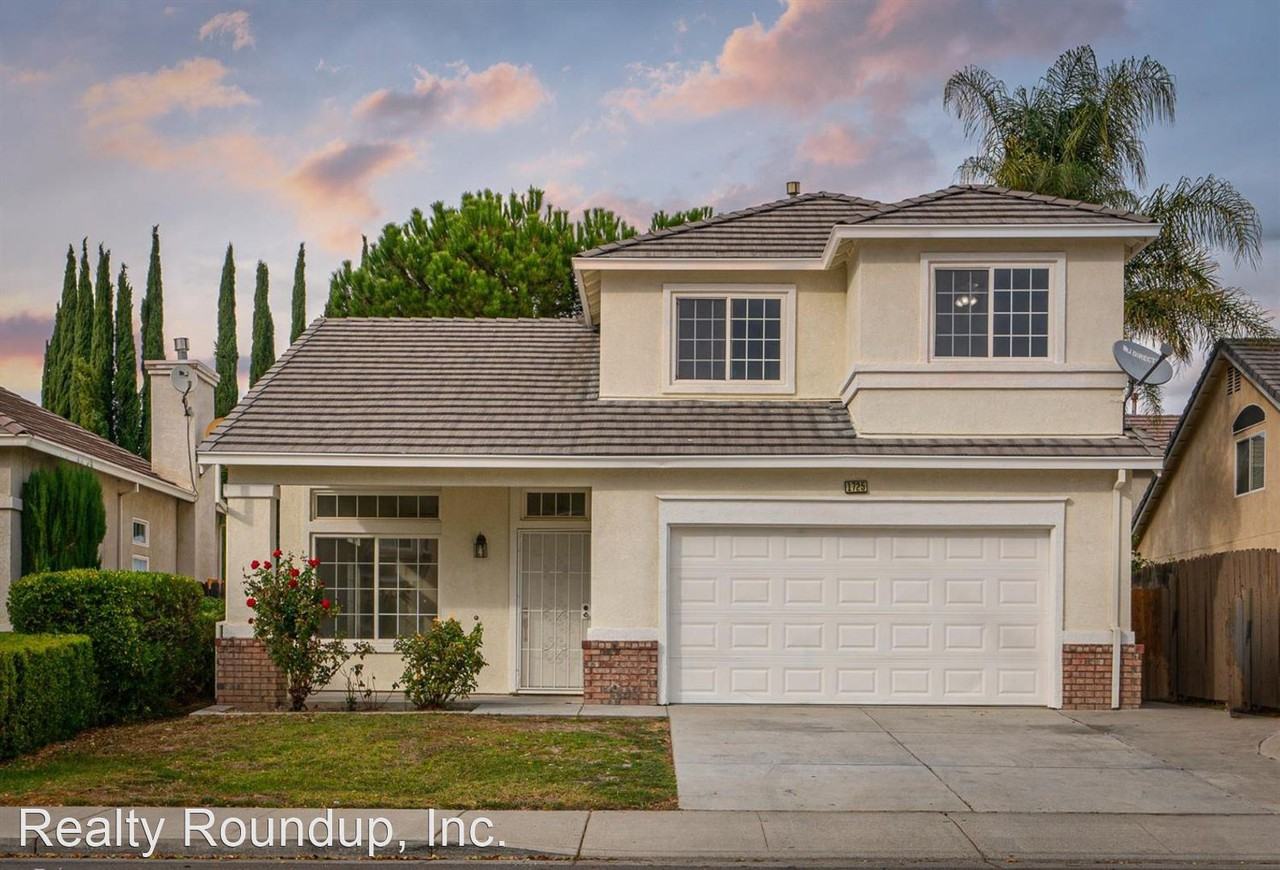 1725 Countrywood Ln - Photo 2 of 21