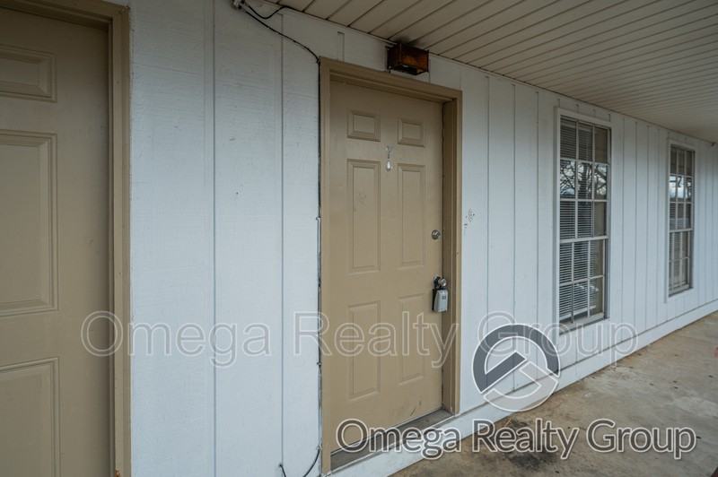 1507 7th Ave #8 - Photo 6 of 32