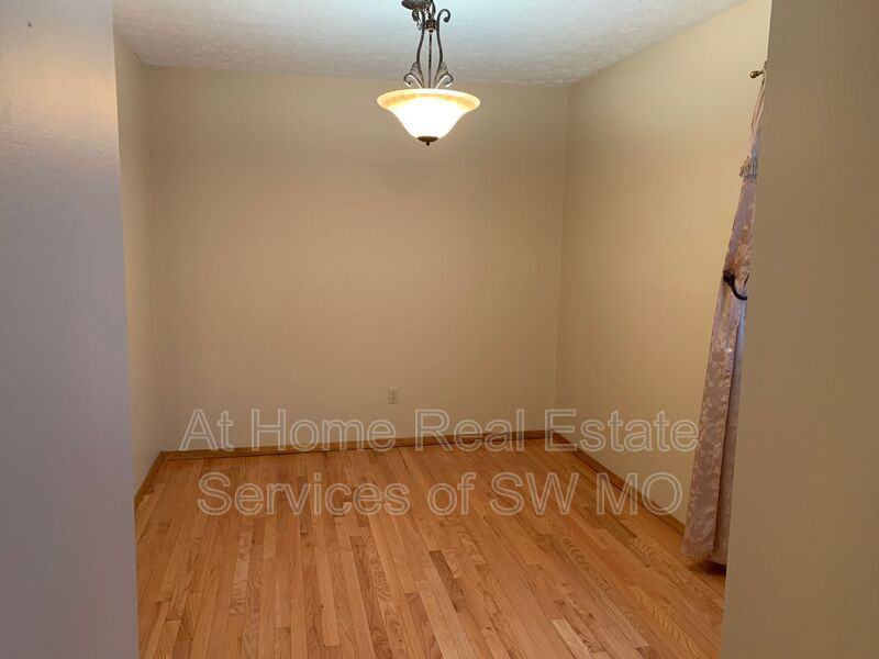 3516 S Linden Ave - Photo 7 of 15