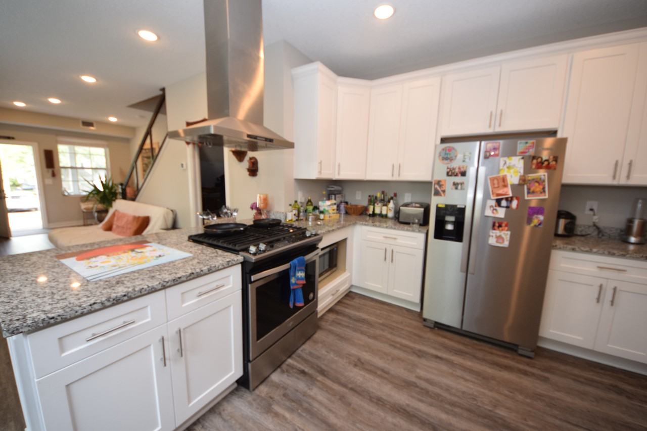 2829 27th Ave S - Photo 3 of 10