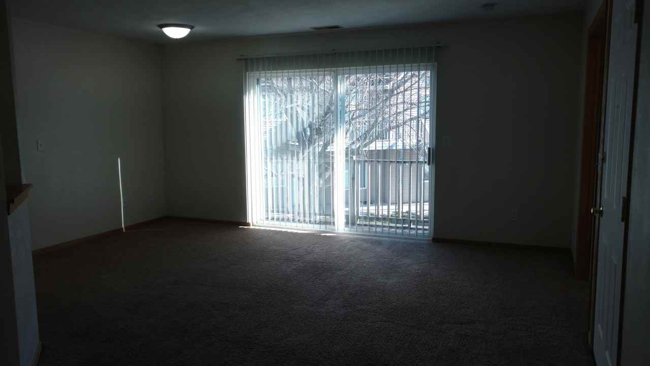 5531 Andrews Dr - Photo 3 of 16