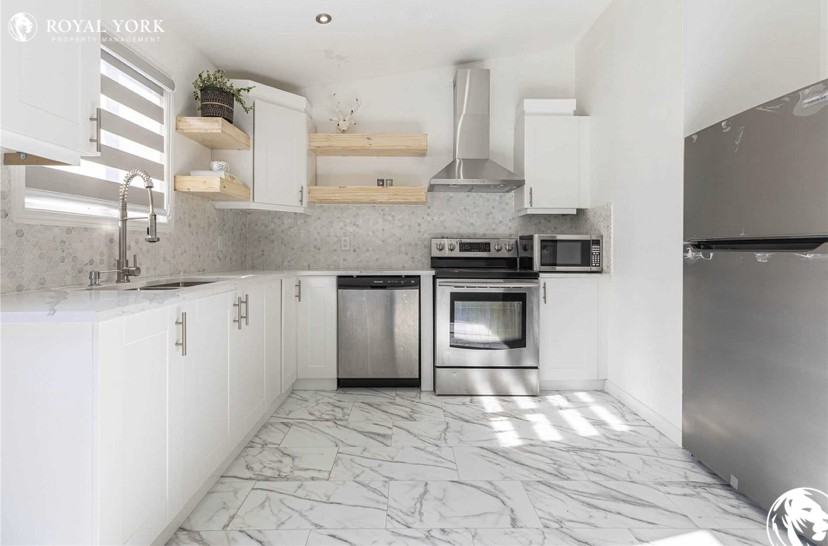 242 Oldham St - Photo 3 of 16