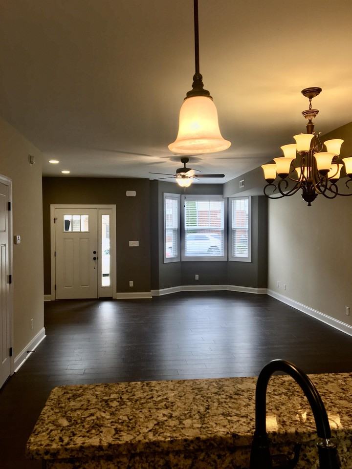 124 Capital St #1 - Photo 5 of 19