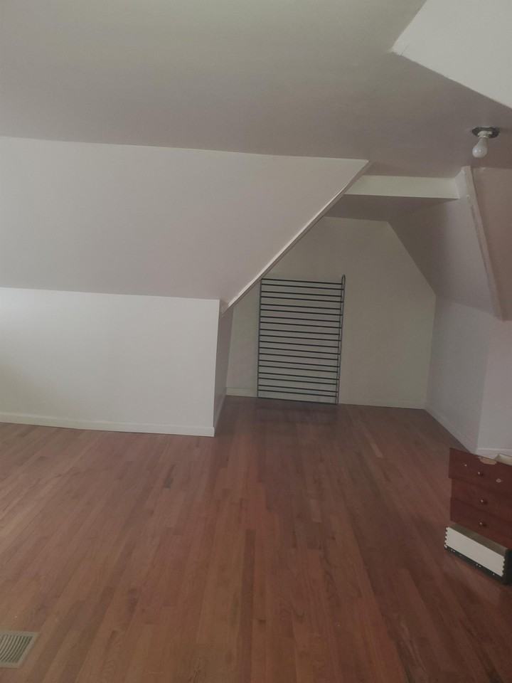 15736 Biltmore St #1 - Photo 3 of 24