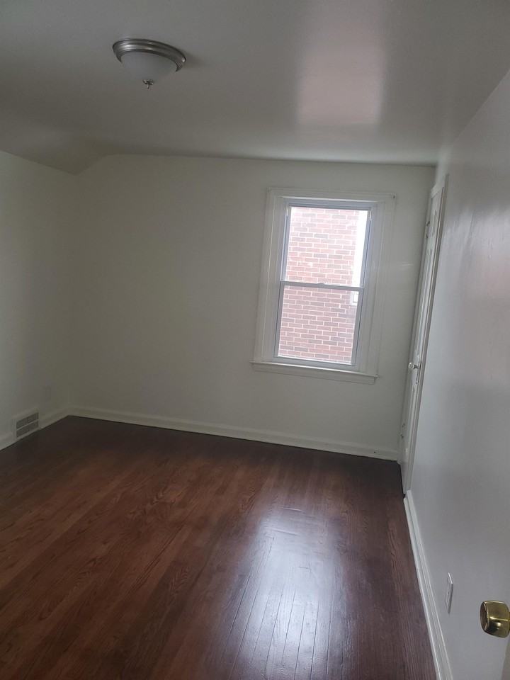 14481 Maddelein St #1 - Photo 5 of 35