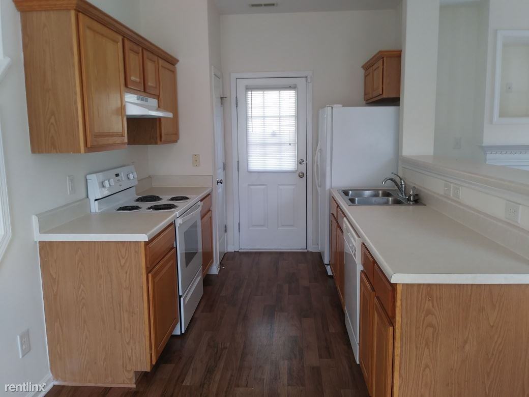 5809 Forest Point Rd - Photo 2 of 4