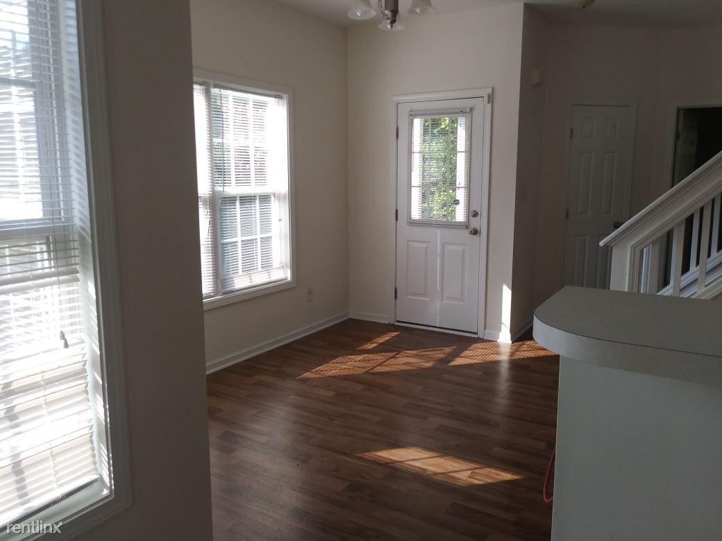 5809 Forest Point Rd - Photo 3 of 4