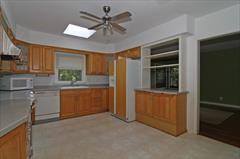 1431 Sterling Rd - Photo 3 of 14