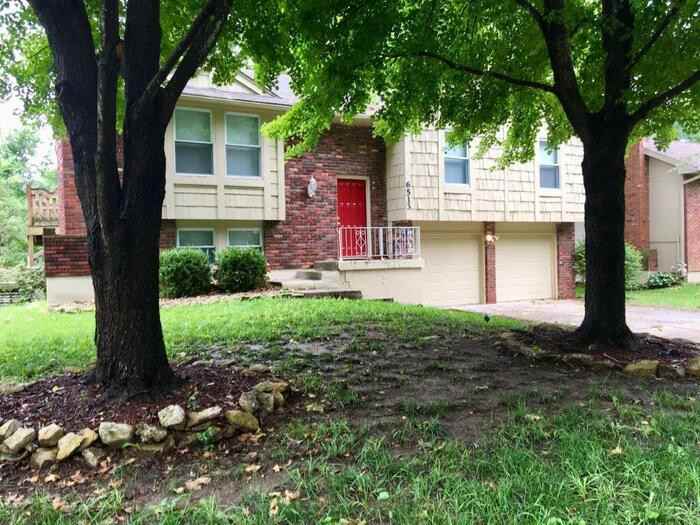 6513 N Delta Ave - Photo 3 of 16