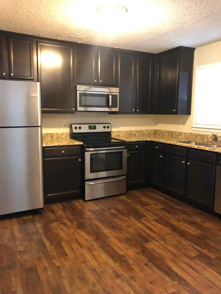 1686 Barnett Shoals Rd - Photo 2 of 15