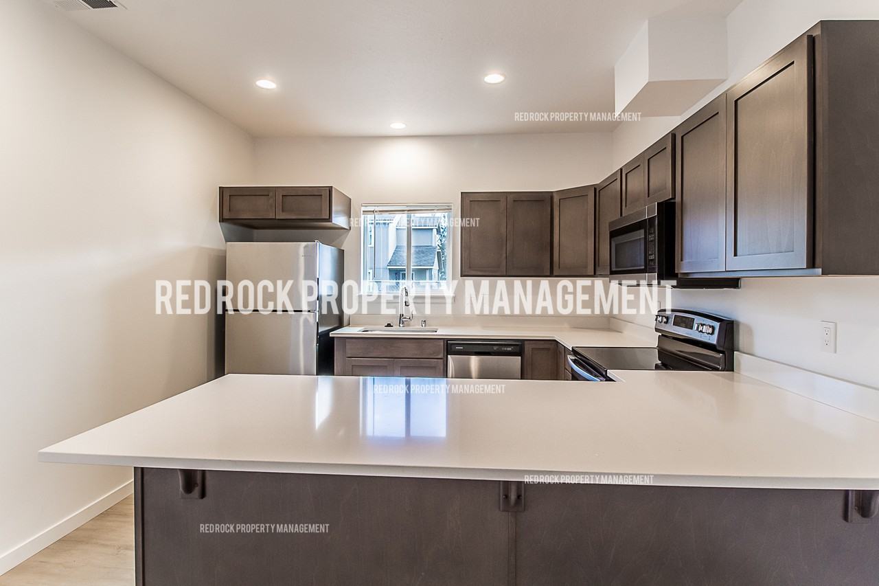 1108 N Davis Ln #1 - Photo 3 of 10