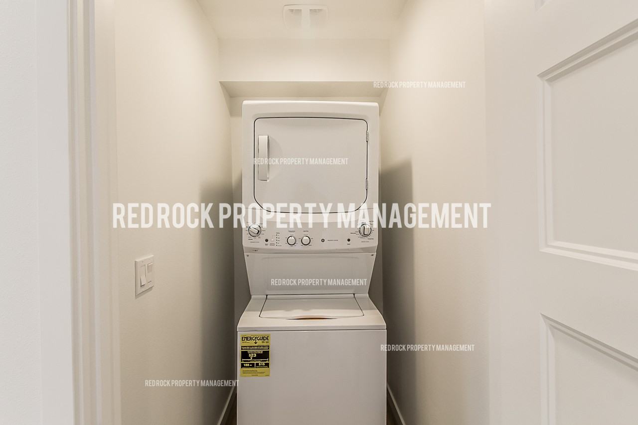 1108 N Davis Ln #1 - Photo 4 of 10