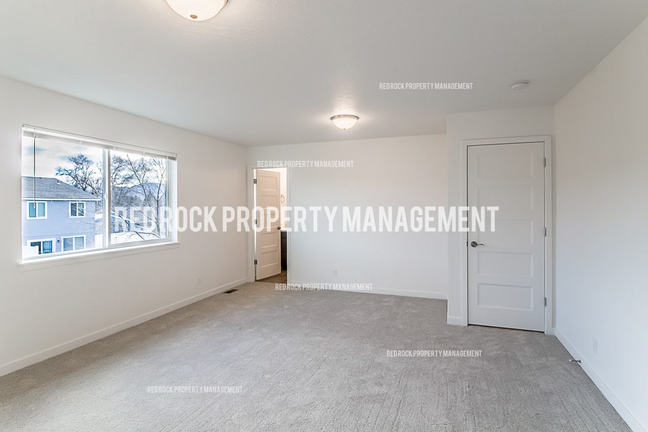 1108 N Davis Ln #1 - Photo 7 of 10