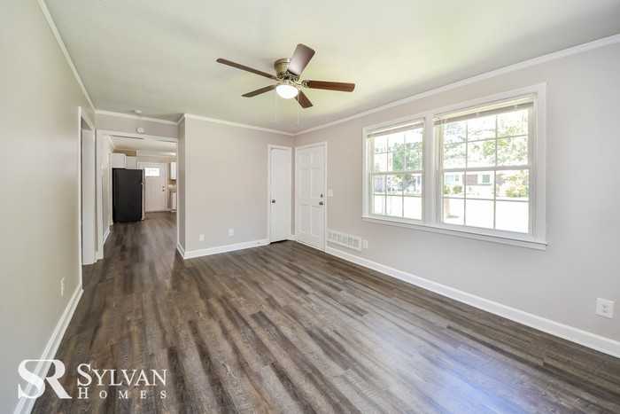 77 Tommy Cir - Photo 3 of 15