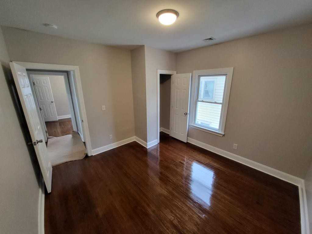 137 Peck Ave Syracuse NY 13206 - Photo 7 of 20