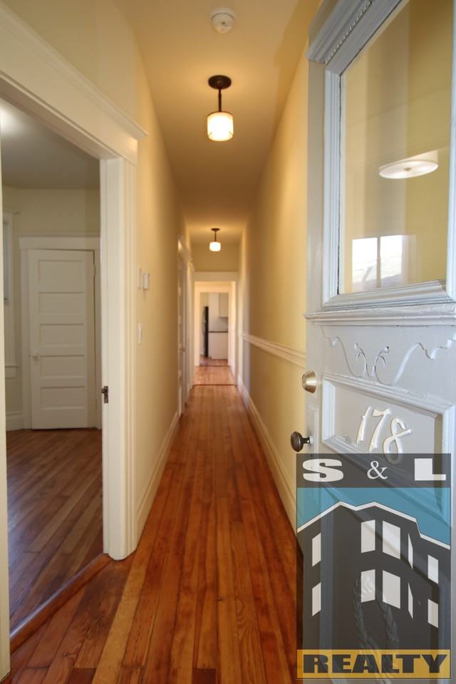 178 28th Street - Photo 2 of 29