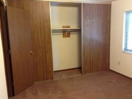 featured image of 624 E Hopocan Ave