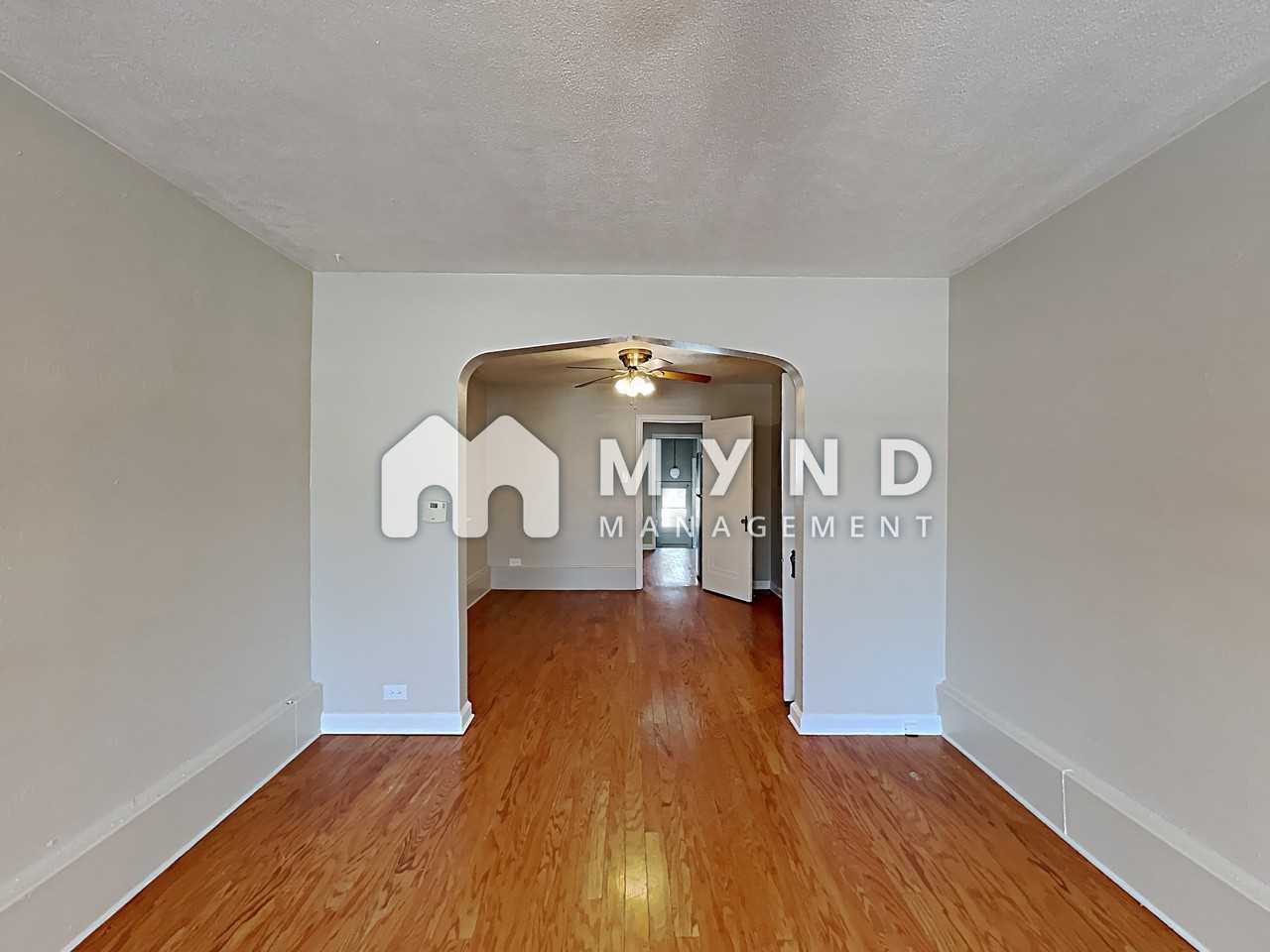 3357 Federal Blvd - Photo 2 of 26