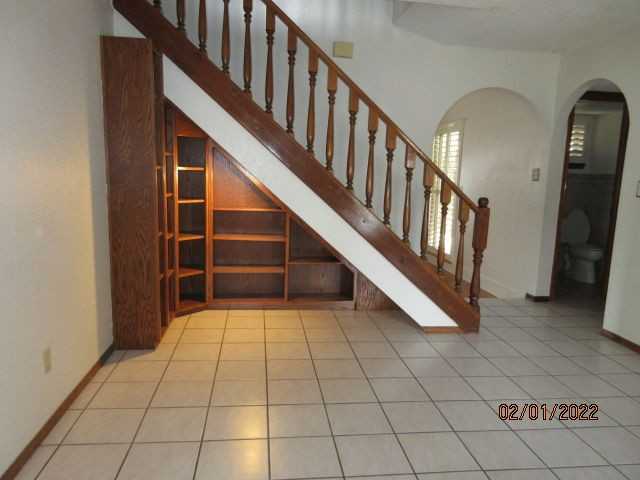 717 Villa Flores Dr - Photo 2 of 21