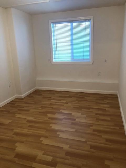 1449 Southgate Ave - Photo 2 of 9