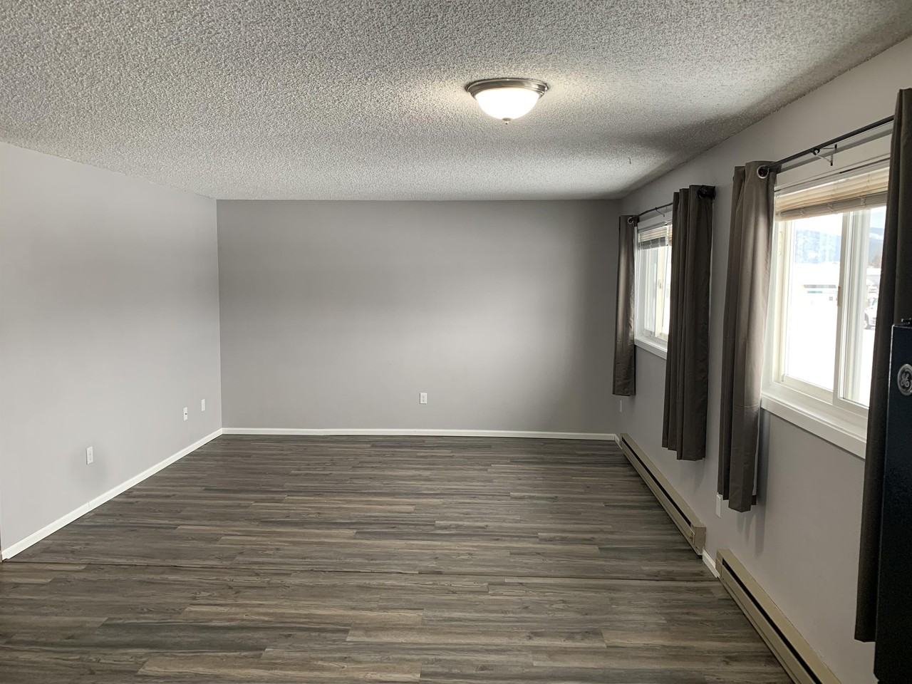 171 Rosewood Dr #D - Photo 3 of 11