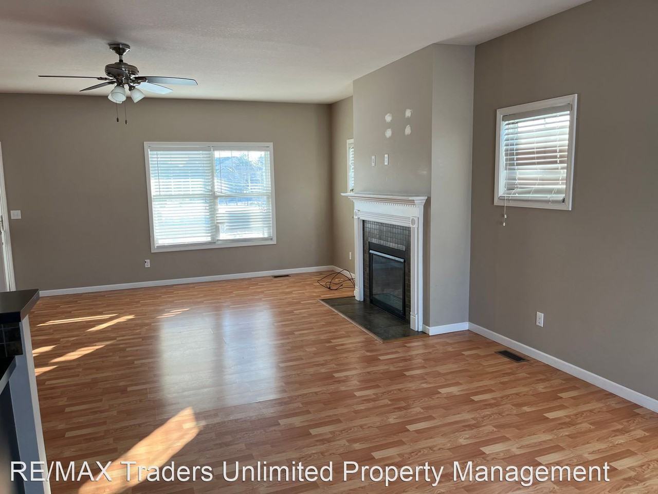 111 Tuscany Ct - Photo 3 of 14