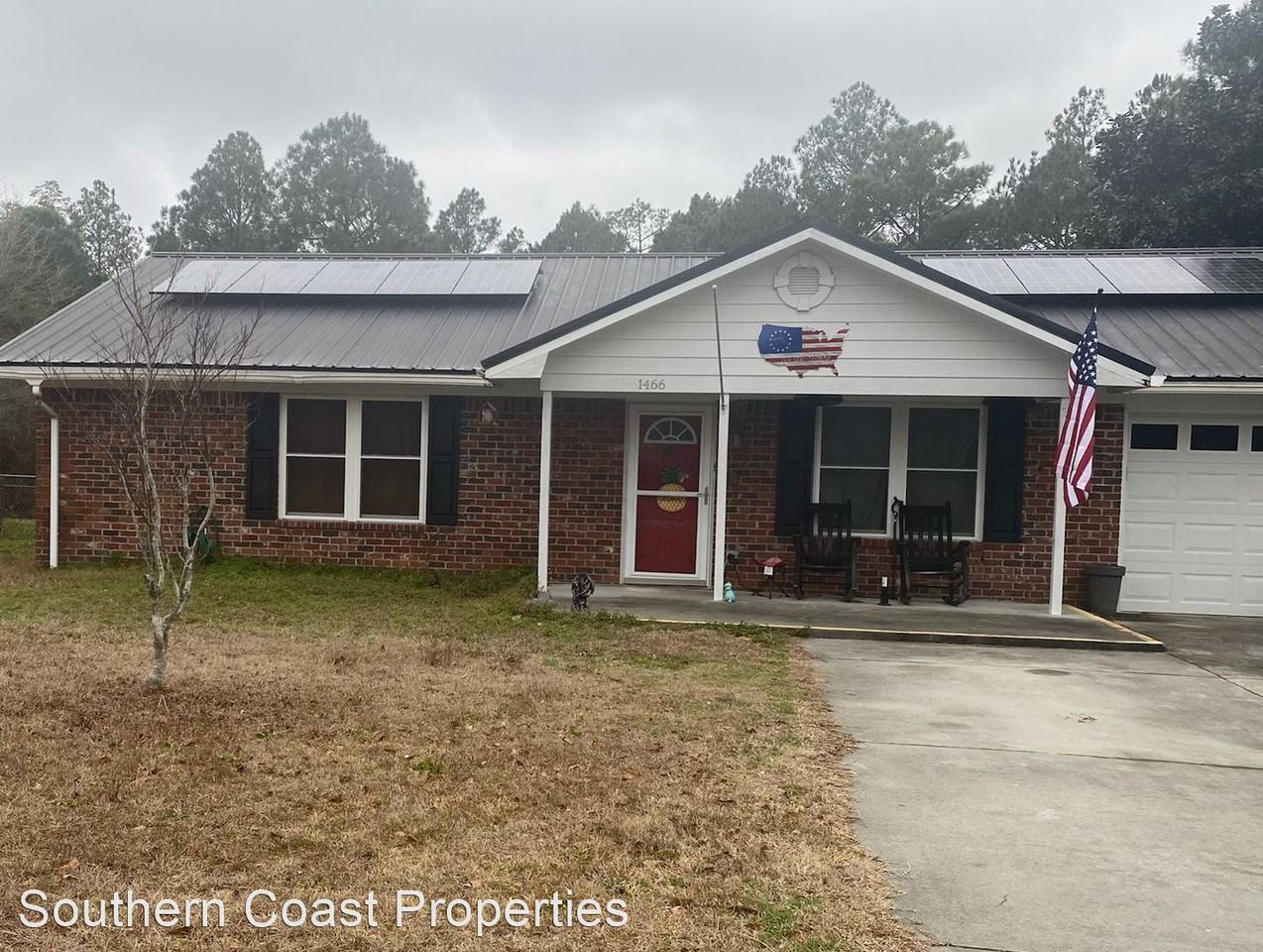 1466 Paul Caswell Blvd - Photo 2 of 16