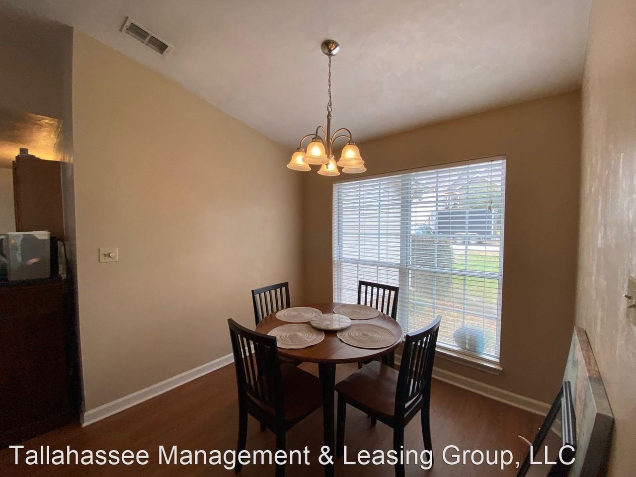 7347 Hollis St - Photo 3 of 31