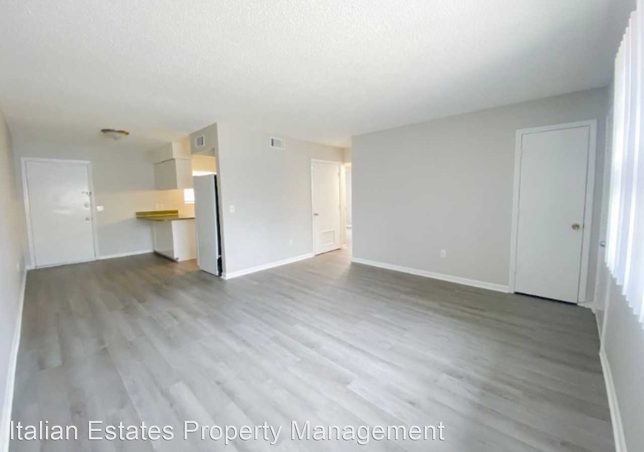 1205 Yuma St - Photo 2 of 12