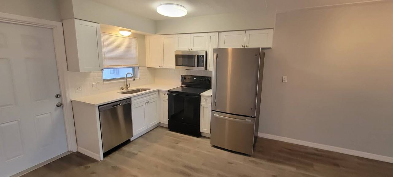 4250 37th St S #1 - Photo 2 of 13