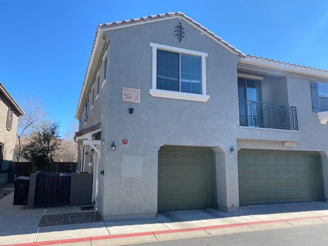 1330 S Aaron #176 - Photo 3 of 37
