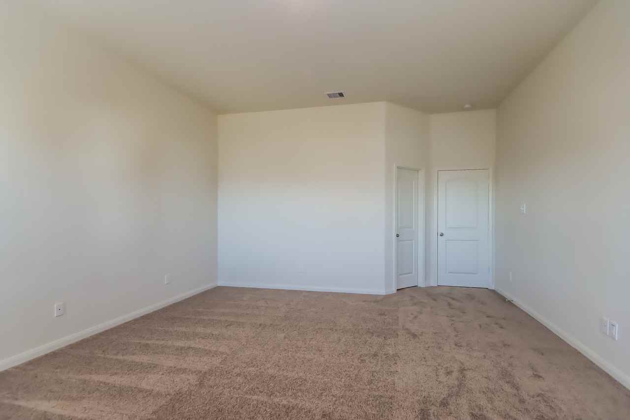 8418 Sandy Drift Rd - Photo 7 of 15