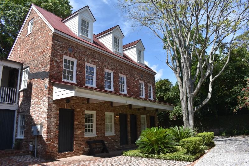 14 Elizabeth St #4 - Photo 2 of 13