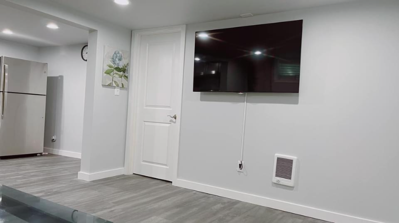 1012 Ne 91st St #B - Photo 4 of 14