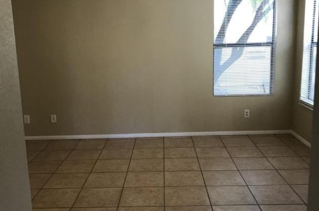 2906 West Avenida Obregon - Photo 2 of 5