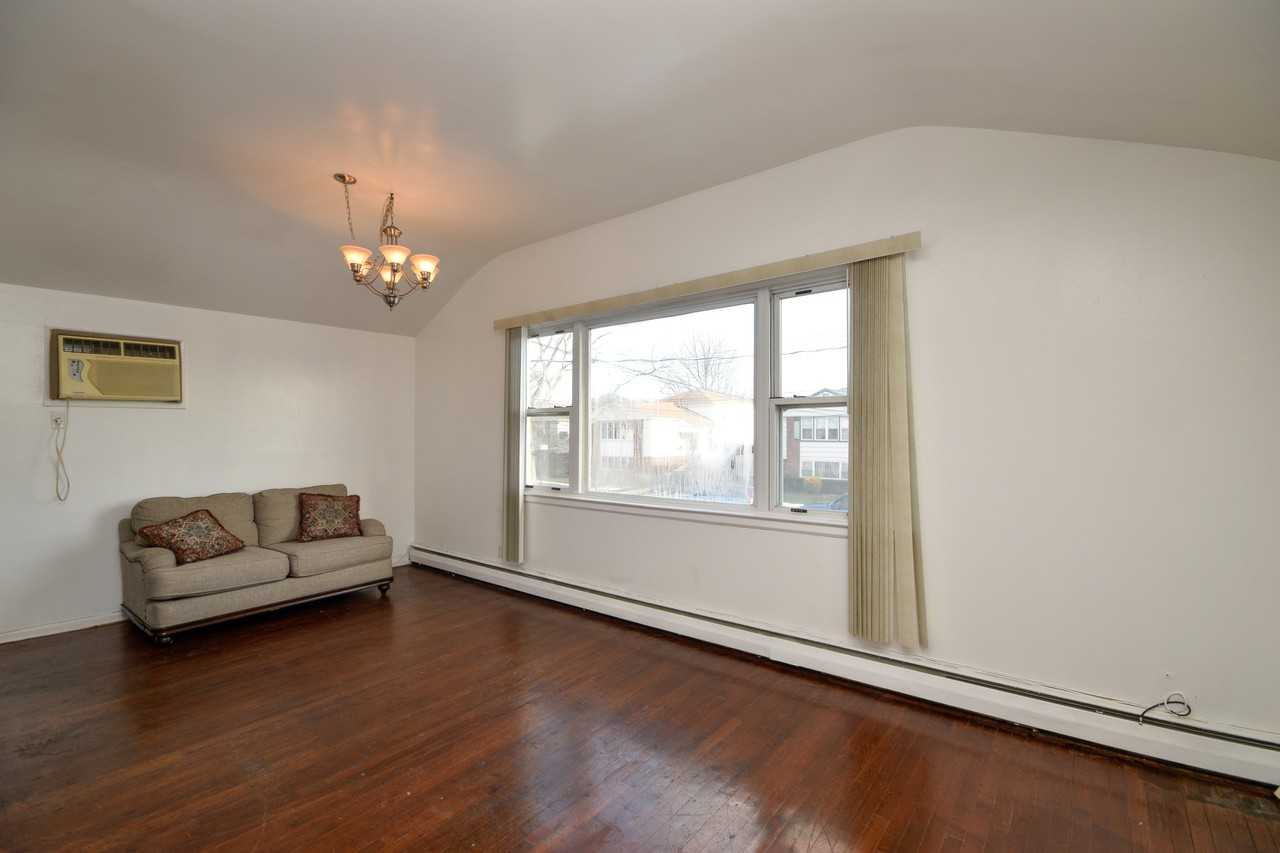 10513 Flatlands 6th St #2 - Photo 3 of 11