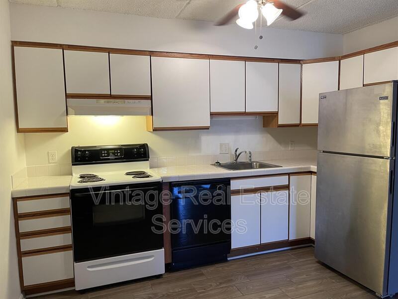 1303 83rd Ave N #D - Photo 6 of 11