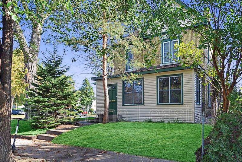 1725 Tyler St Ne - Photo 2 of 18