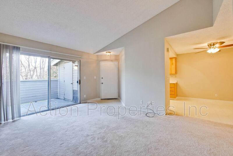 472 Shadowgraph Dr - Photo 2 of 31