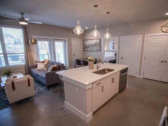 2413 Race St - Photo 3 of 23