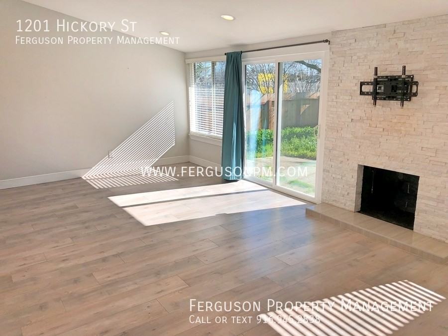 1201 Hickory St - Photo 2 of 12