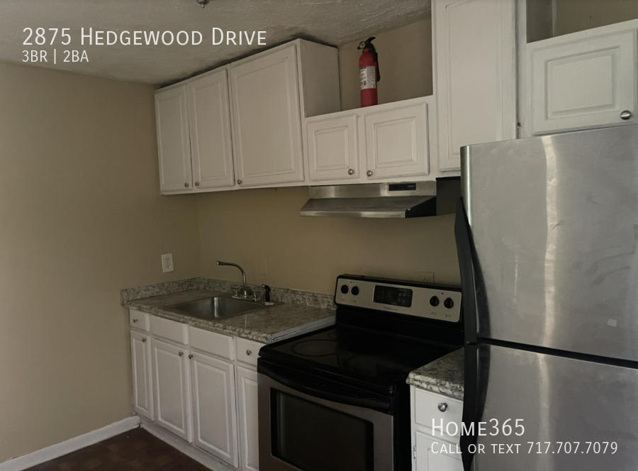 2875 Hedgewood Dr Nw - Photo 2 of 13
