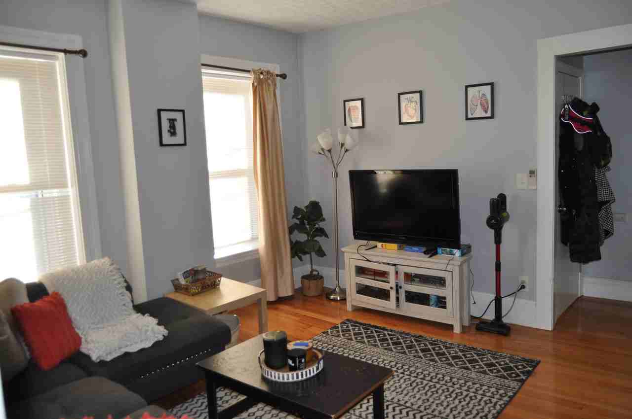 14 Holmes St - Photo 3 of 18