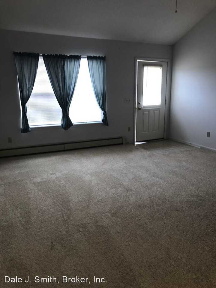 West Park Apartments Murner Rd - Photo 2 of 12