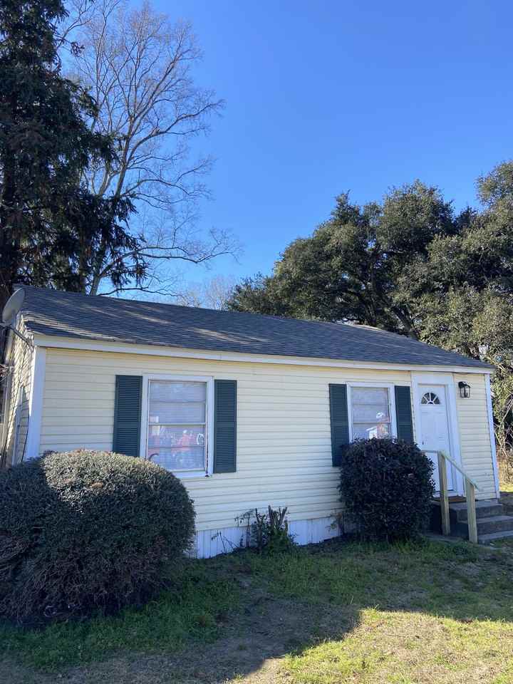 124 Stevens St - Photo 2 of 16