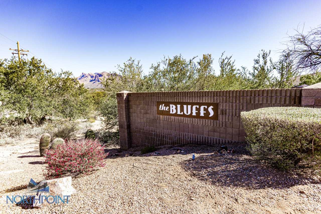 2335 W Noble Heights Dr - Photo 2 of 47