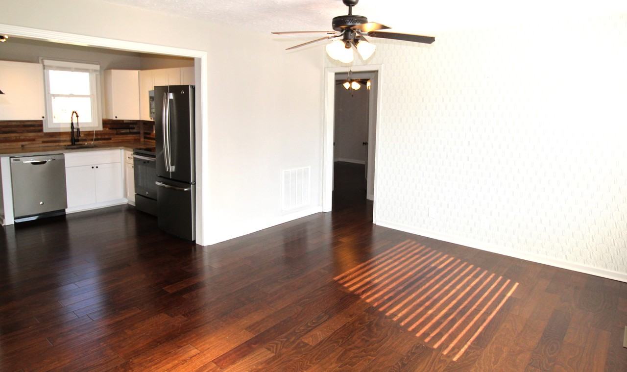 194 Woodson Ln - Photo 2 of 21