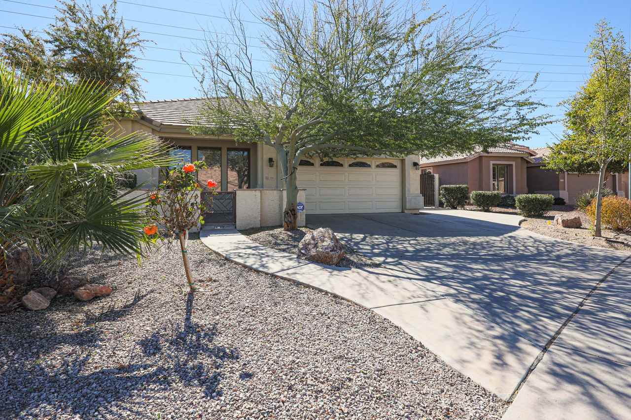 1705 E Aloe Pl - Photo 3 of 50